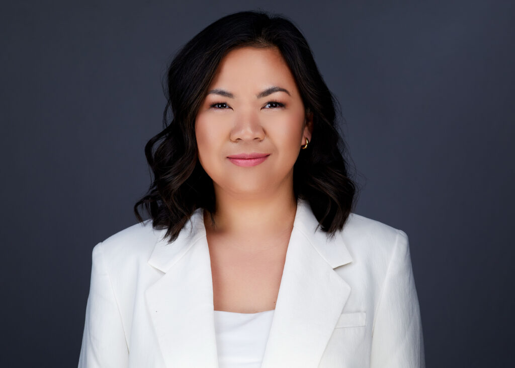 copy 1EA70366 BBC5 4BEB A0AD 23BF2B308DC0 Janine Inselmann